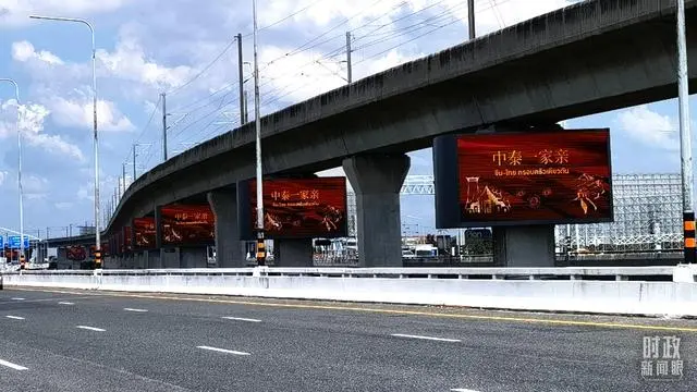习近平会见日本首相岸田文雄_习近平会见日本首相岸田文雄_习近平会见日本首相岸田文雄