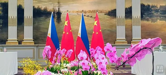 习近平会见日本首相岸田文雄_习近平会见日本首相岸田文雄_习近平会见日本首相岸田文雄