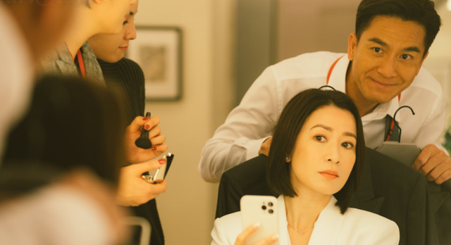 这剧成今年港剧最大的一匹黑马!大女主帅到无敌