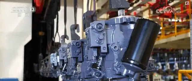 热度折射经济数据分析_热折射效应_数据折射经济“热度”