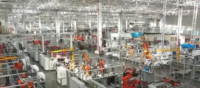 热折射效应_热度折射经济数据分析_数据折射经济“热度”