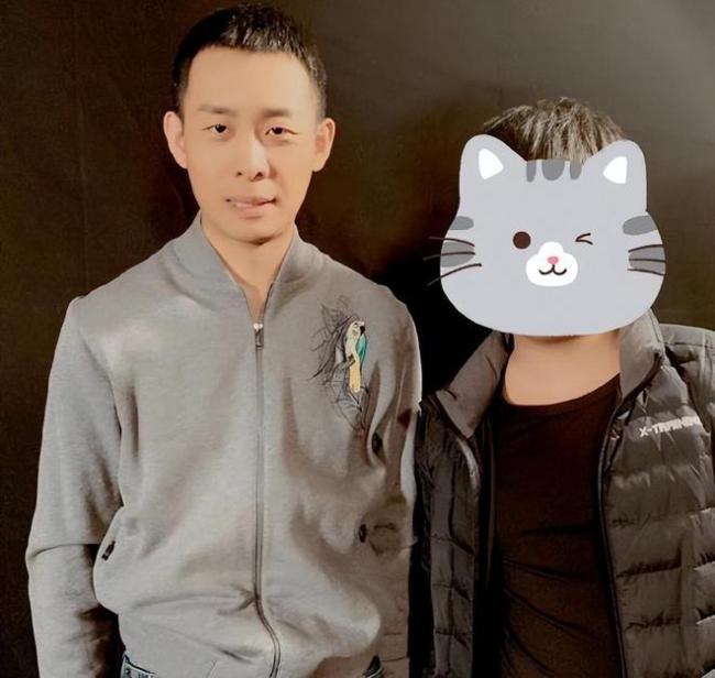 张译南极拒绝网红合影被骂傲慢 网友：他是个人行程！