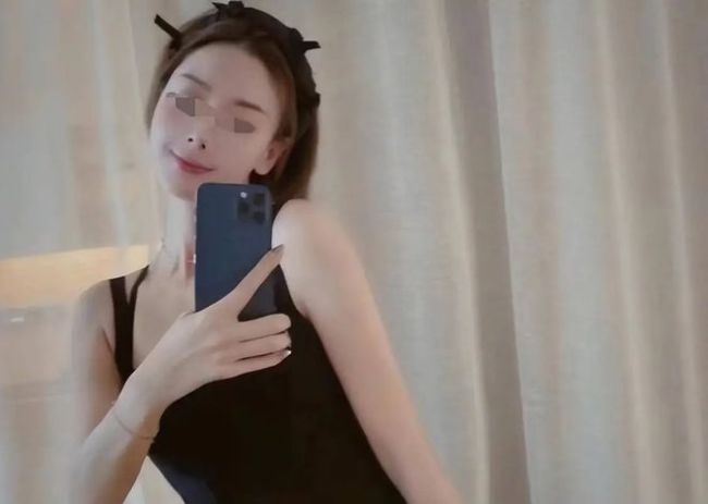 杨鸣妻子疑发长文曝男方出轨细节:罪恶中游泳的人