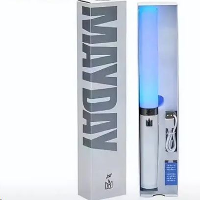 五月天假唱鉴定引争议！门票最高被炒到上万，志愿者的盒饭仅为米饭配咸菜