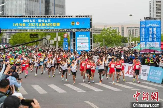 杨绍辉马拉松最好成绩_马拉松选手杨绍辉_杨绍辉打破中国马拉松纪录