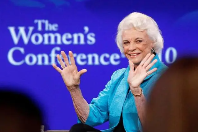 美国红海行动_红海军舰艇_美国军舰和多艘商船在红海遭袭