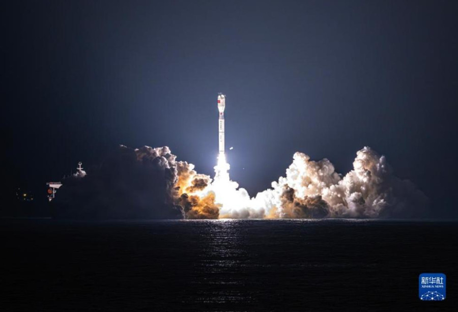 公司辞退提前吃午饭员工被判赔2万_员工提前吃饭被辞退_辞退员工提前通知没有赔偿金