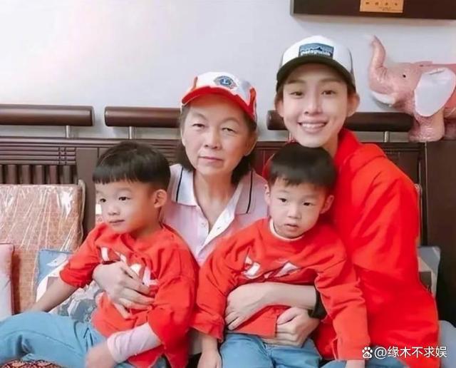 范玮琪儿子_范玮琪母亲因病去世_范玮琪的母亲