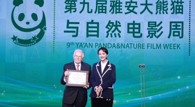 演员周海媚简介_演员周海媚的个人资料_演员周海媚因病去世