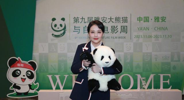 演员周海媚简介_演员周海媚的个人资料_演员周海媚因病去世