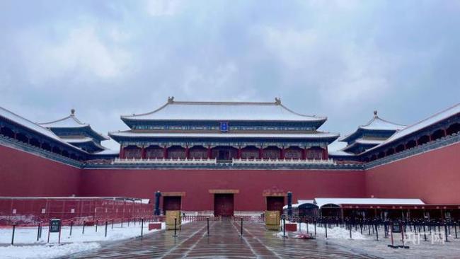 红墙白雪 故宫的雪景也太美了 画栋珠帘 玉砌雕栏