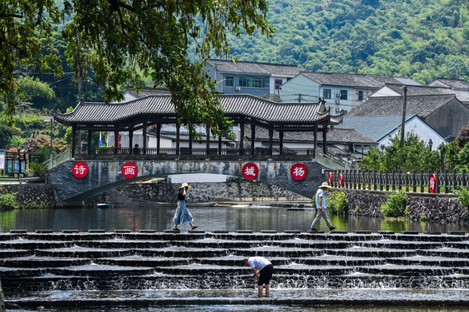 发挥合力攻坚_形成落实合力_确保同向发力、形成合力