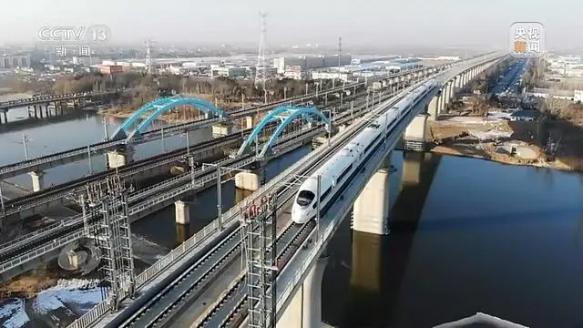 发挥合力_发挥合力作用_确保同向发力、形成合力