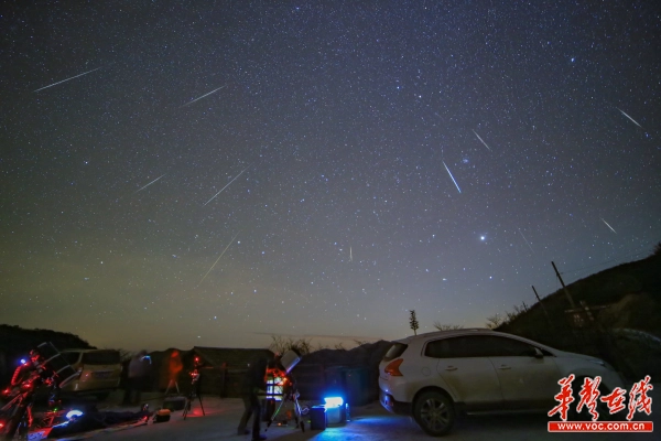 一起来看双子座流星雨_一起看双子座的流星雨_我要看双子座流星雨