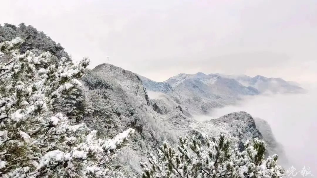 下雪武汉标准发音_下雪武汉大学_武汉下雪