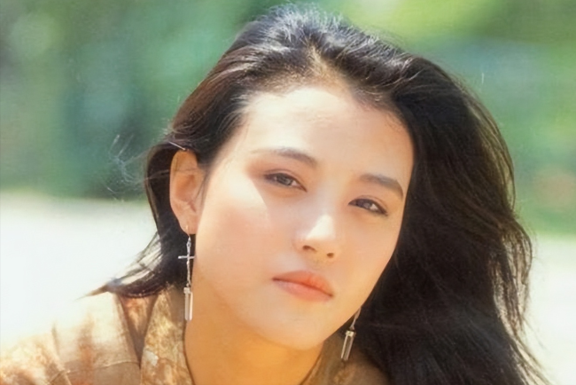 周海媚北京别墅被曝不值钱,在郊区属于六环,和机场距离比较接近