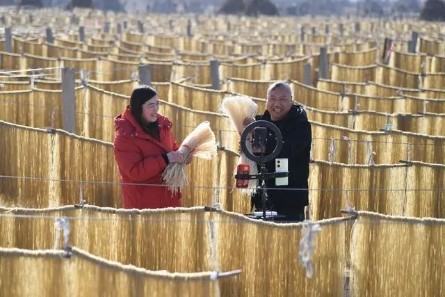 乡村美丽幸福生活的句子_美丽乡村 幸福生活_乡村美丽幸福生活图片
