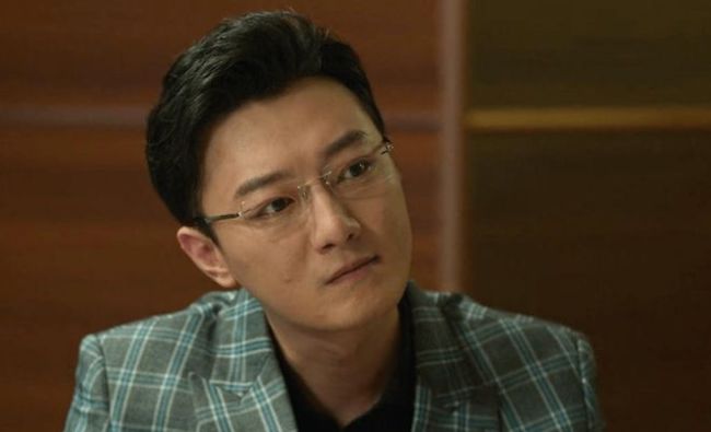 高启盛扮演者乱扔烟头被拍 之前刚为随地小便道歉