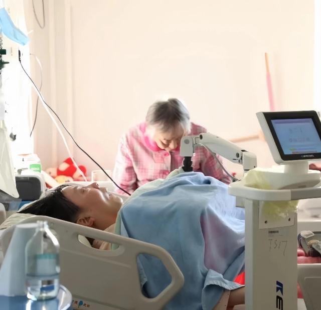 朱令父母_朱令父母是红卫兵头头_朱令父母发布朱令遗照及讣告