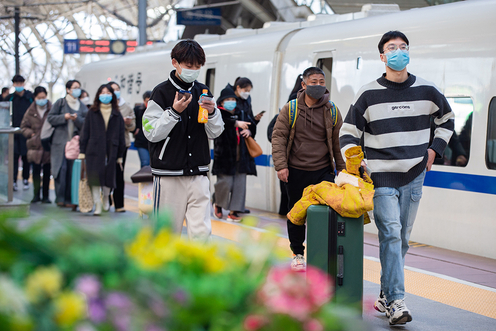 父母讣告模板_父母亡故的讣告格式_朱令父母发布朱令遗照及讣告