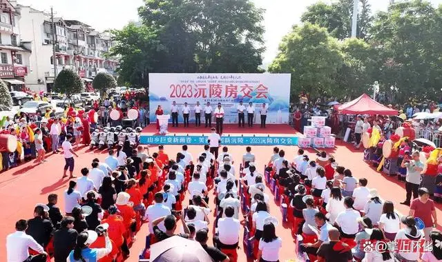 注入强劲动能_强劲动力_消费“主引擎”动能强劲