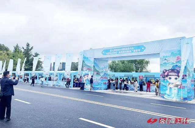 注入强劲动能_消费“主引擎”动能强劲_强劲动力