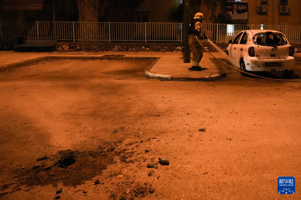 黎以边境局势持续紧张_边境局势生变枪声_边境压力