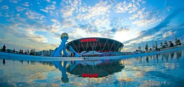 易建联球衣退役仪式_易建联宣布退役nba_易建联退役规划