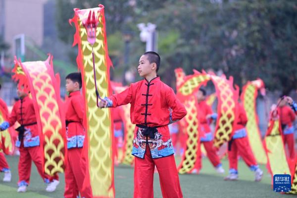 热闹喜庆迎新年