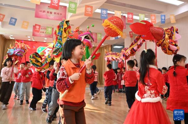 热闹喜庆迎新年