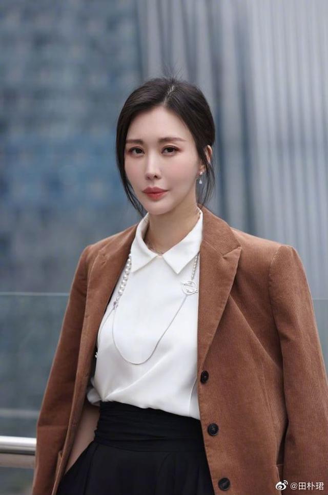 王石的大女儿_王石透露自己有一个三岁的女儿_王石得女