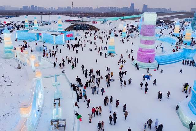 冰天雪地变为“金山银山”——黑龙江、吉林冰雪经济高质量发展观察