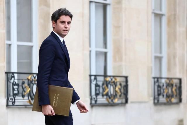最年轻法国总统_法国最年轻的民选总统_法国34岁最年轻总理上任