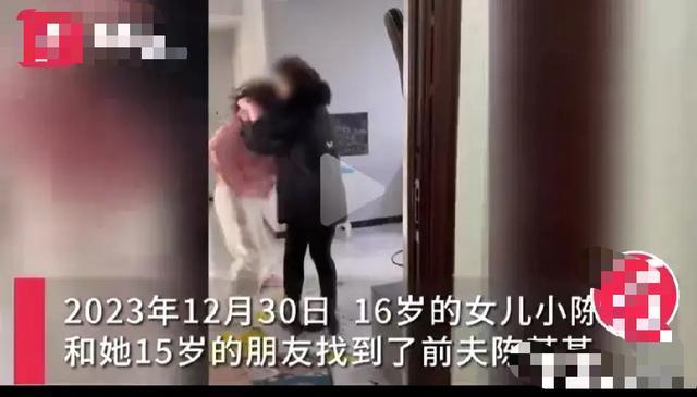 16岁女生讨要抚养费被亲戚打流产？网友：爸爸好狠的心