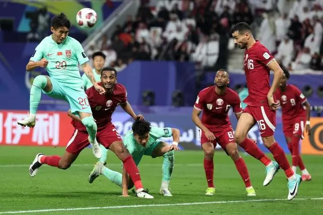 国足绝杀卡塔尔_国足0-1不敌卡塔尔_中国足球卡塔尔