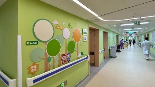 新增床位150张，广州市荔湾区儿童医院落成启用