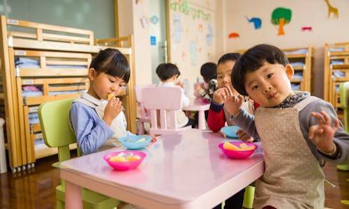 韩国今年176所小学没招到新生