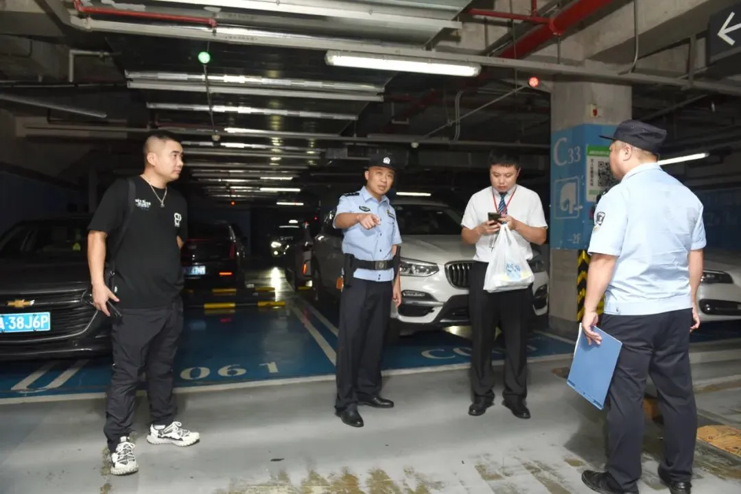 男子发文欲轻生同学异地报警，民警凌晨紧急出动！