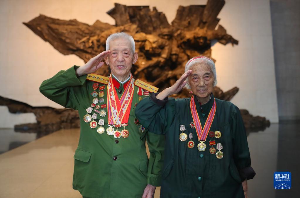 传承基因红色手抄报_把红色基因传承下去_红色基因传承什么意思