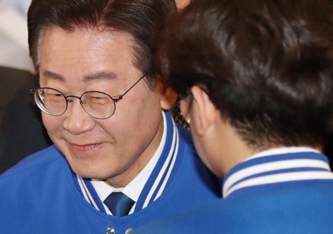 韩在野党阵营在国会议员选举中获胜，“朝小野大”困境延续
