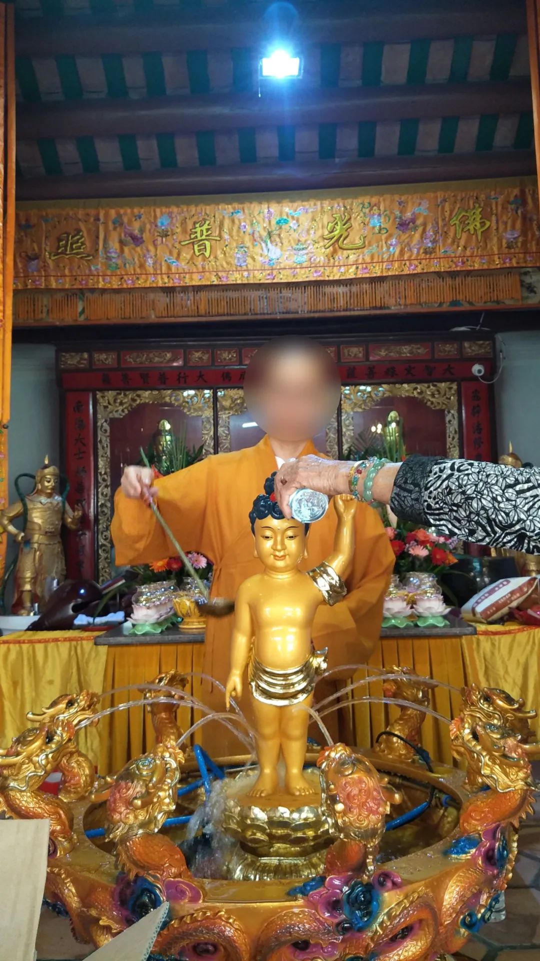 真寺院的假僧人_逃犯伪装寺庙住持潜逃23年_寺庙逃犯