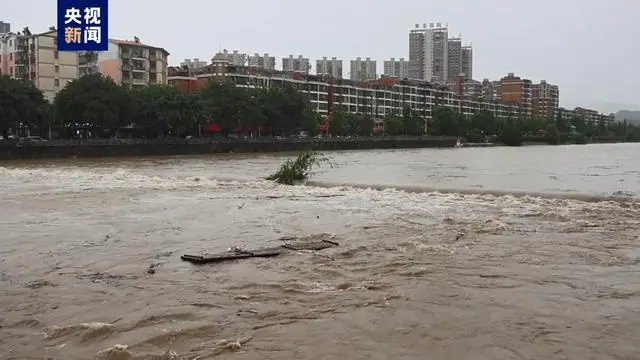 江西的洪水_江西洪水灾难_广东、江西共30条河流发生超警洪水