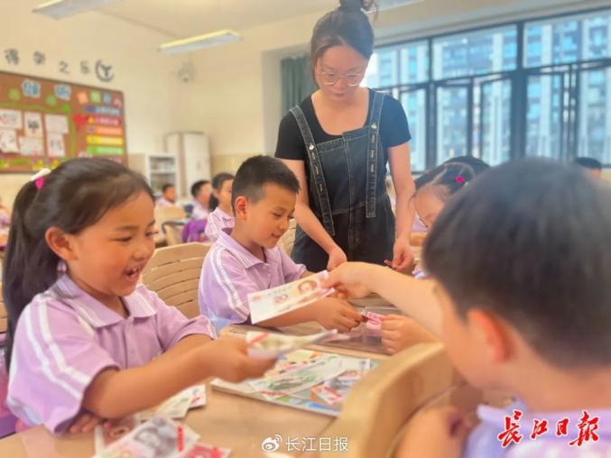 小孩子认钱_越来越多的孩子不认识钱了_我认识孩子怎么办