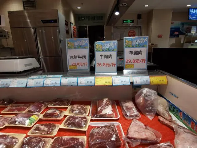 兰州牛羊肉零售价跌入20元区间_兰州市场羊肉价格_兰州市场牛羊肉价格