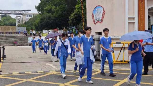 很难的高考数学题_高考数学很难_高考数学难不难