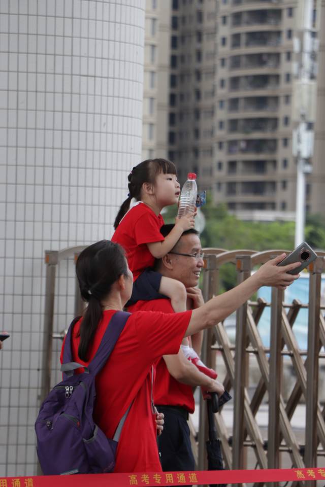 高考数学很难_高考数学难不难_很难的高考数学题