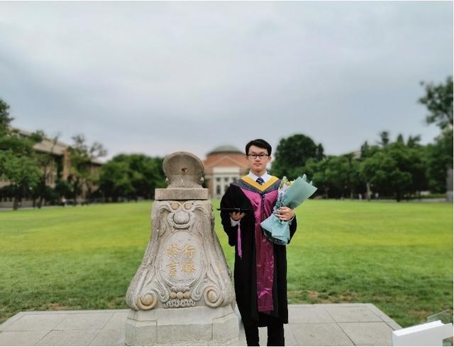 清华大学博士情侣毕业奔赴祖国中部 科研报国的浪漫誓言