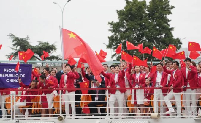 中国体育团体项目_中国红来了！中国体育代表团亮相_奥运会中国体育代表团团长是谁