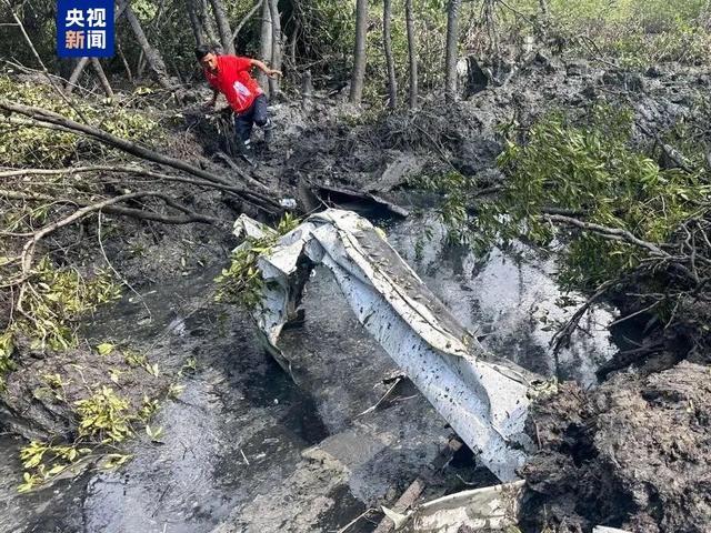 泰国飞机失事_泰国坠毁飞机上最小中国游客仅12岁_泰国飞机事故