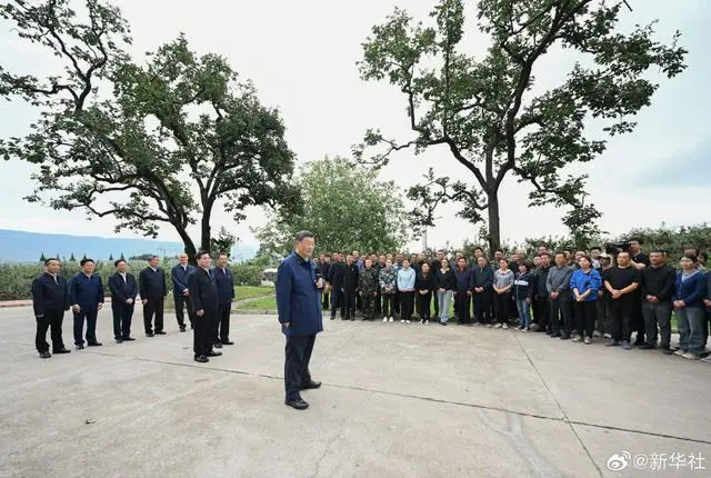 习近平：要多抓造福人民的工程_习近平：要多抓造福人民的工程_习近平：要多抓造福人民的工程